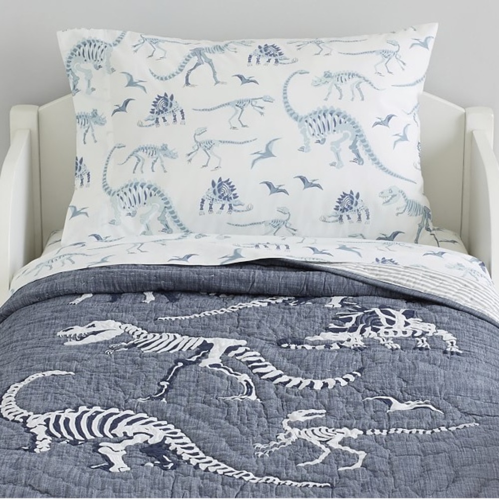 Toddler Dinosaur quilt and sheet set Pottery Barn Kids